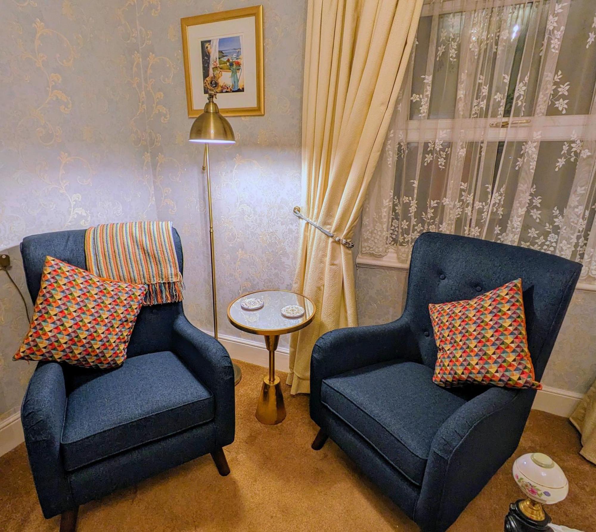 Отель Stratford House Exclusively For Adults Лландидно Экстерьер фото